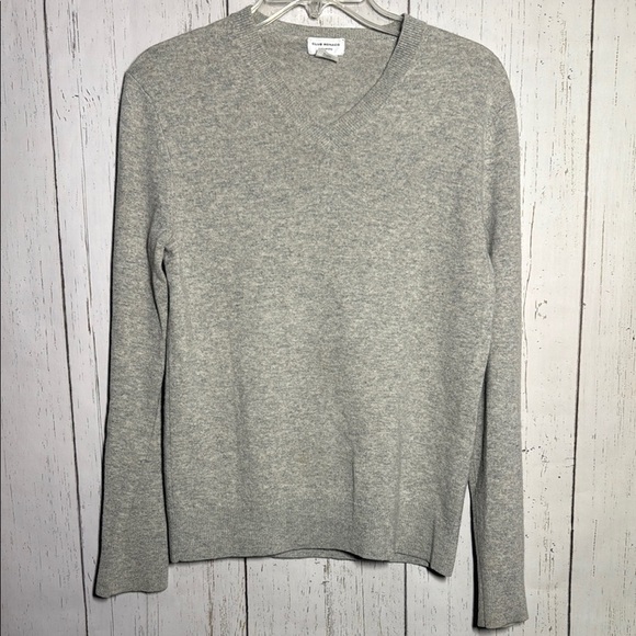 Club Monaco Oatmeal Beige Cashmere V Neck Tight Knitted Sweater Size XS - Picture 1 of 3